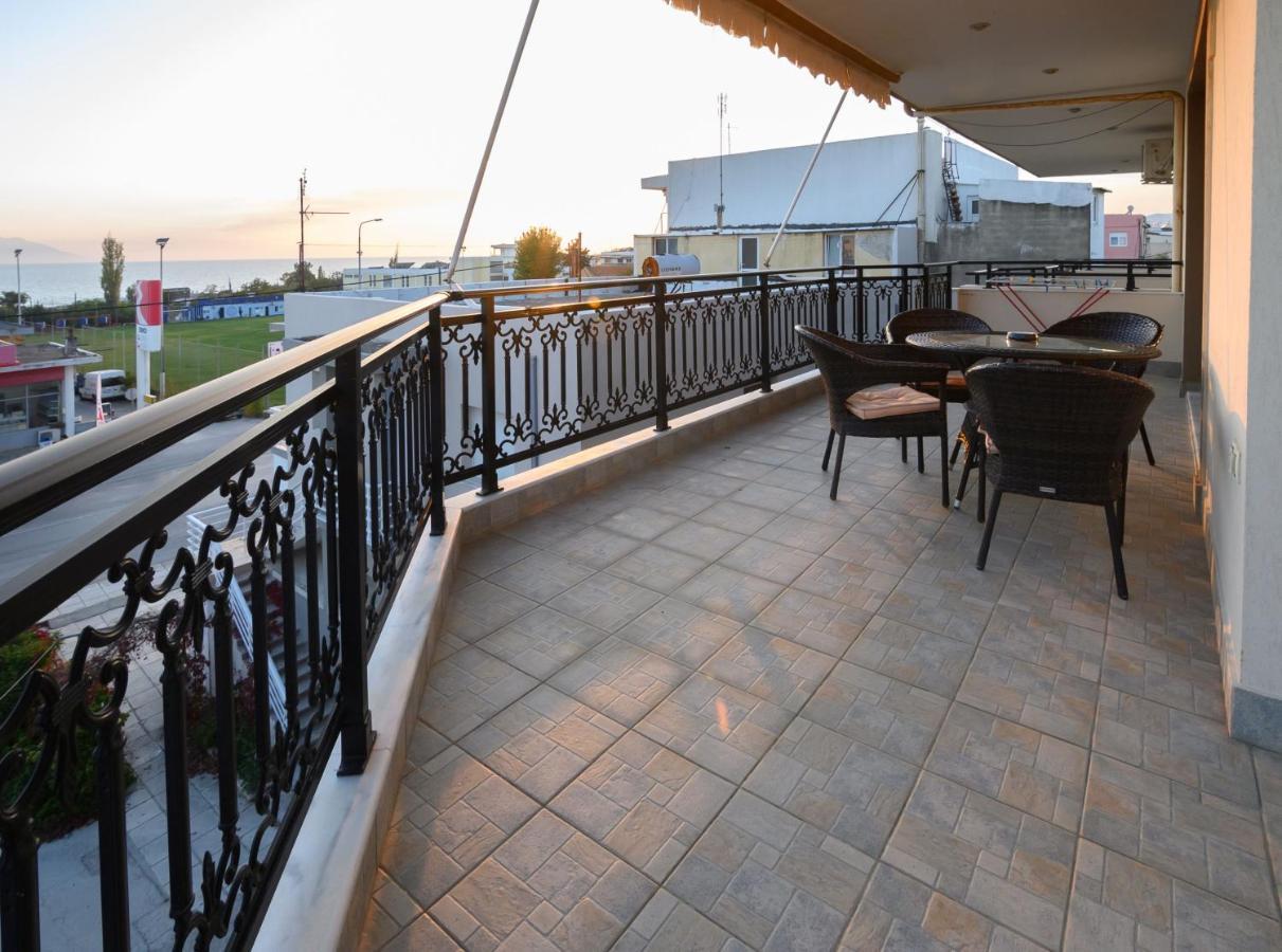 4 Seasons * Alexandroupoli